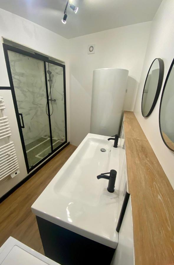Les 3 E Bed and Breakfast Englebelmer Exteriör bild